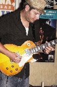 Click to see _HWB0219.JPG