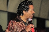 Click to see RUSH0118.JPG