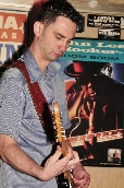 Click to see SHAH0015.JPG